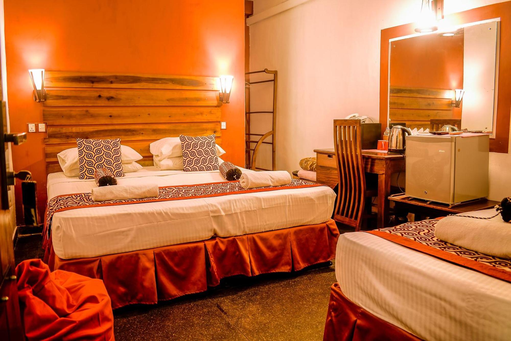 Hotel Sunray Kandy Ngoại thất bức ảnh