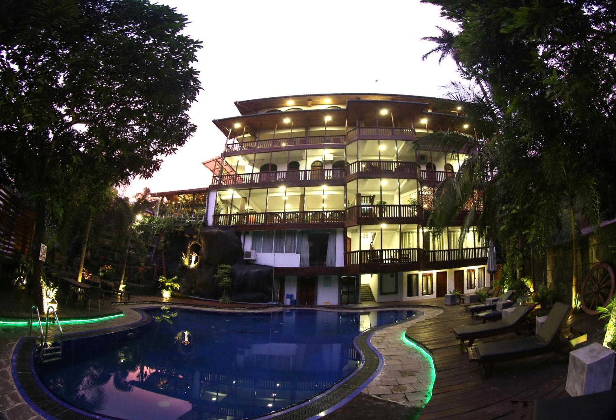 Hotel Sunray Kandy Ngoại thất bức ảnh