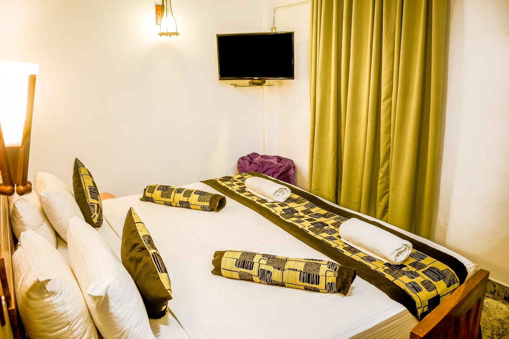Hotel Sunray Kandy Ngoại thất bức ảnh
